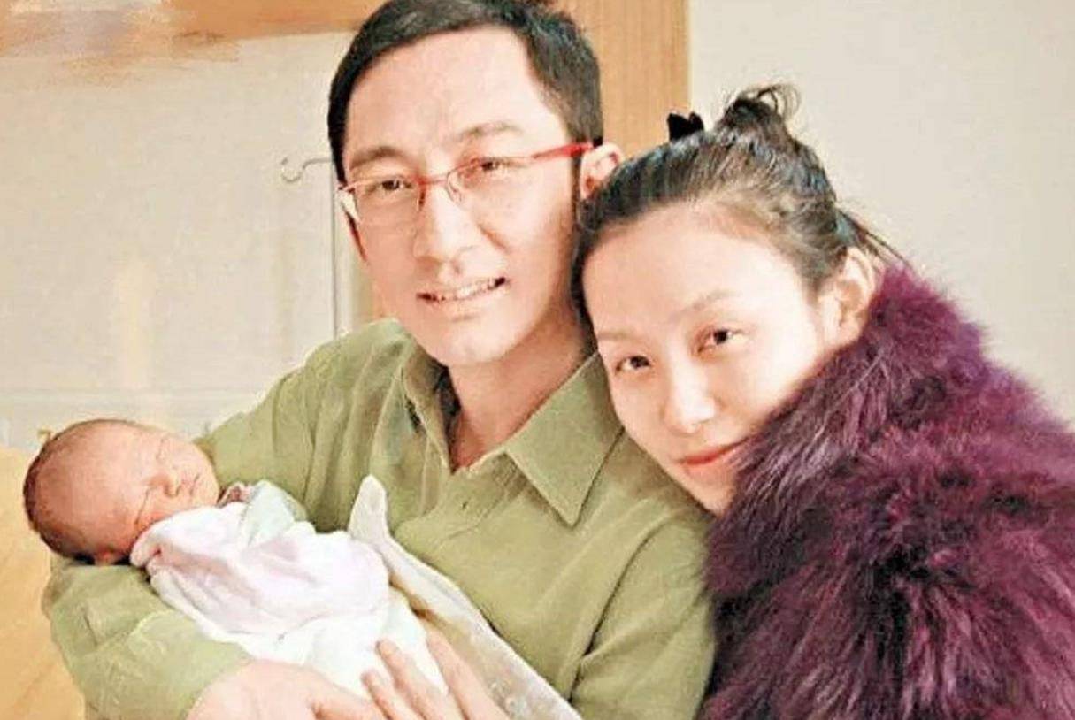 原创港星接连移居内地吴启华买300平豪宅室内风景曝光奢华似酒店