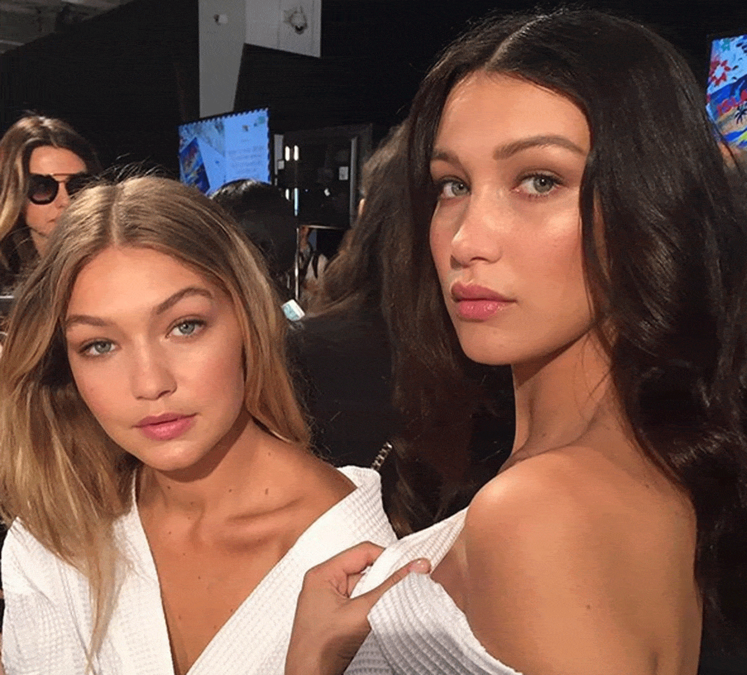 众所周知,gigi hadid和妹妹bella hadi是时尚圈的姐妹花.