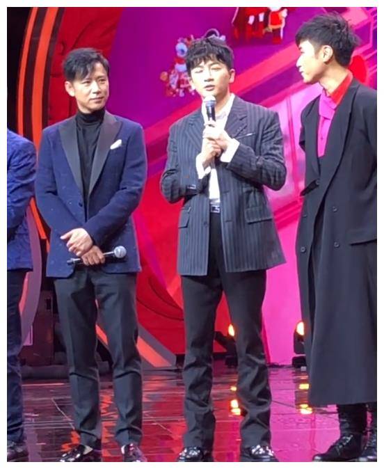 原创比整容还厉害47岁苏有朋越活越年轻比小鲜肉还真实