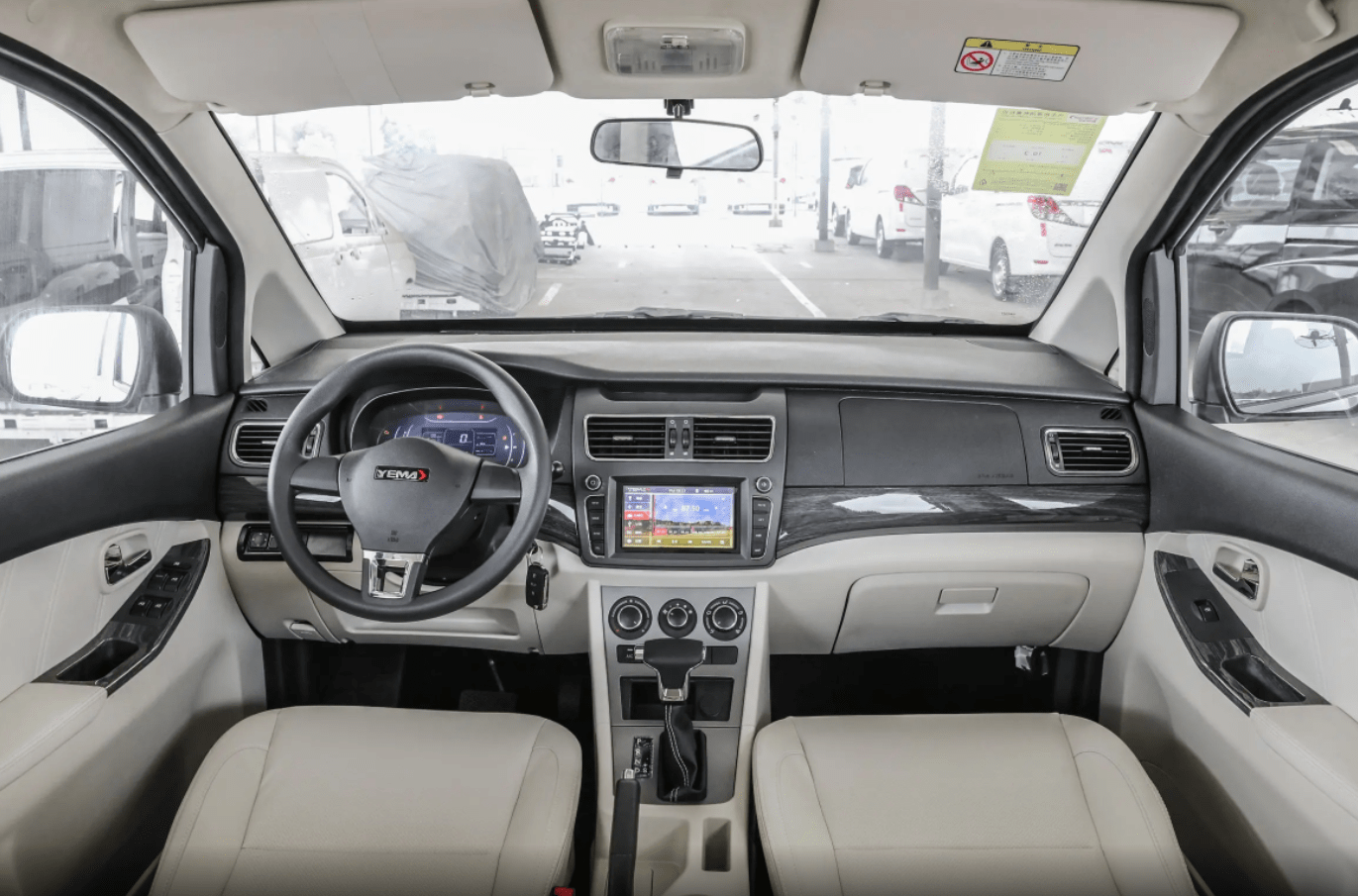 22款斯派卡家用级mpv大空间低油耗仅499万