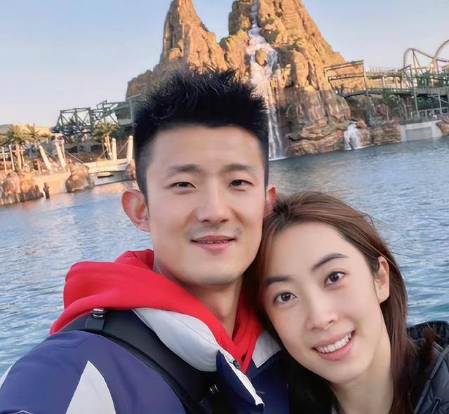 谌龙与王适娴因为羽毛球相识,最后走到了一起.两个人兴趣相