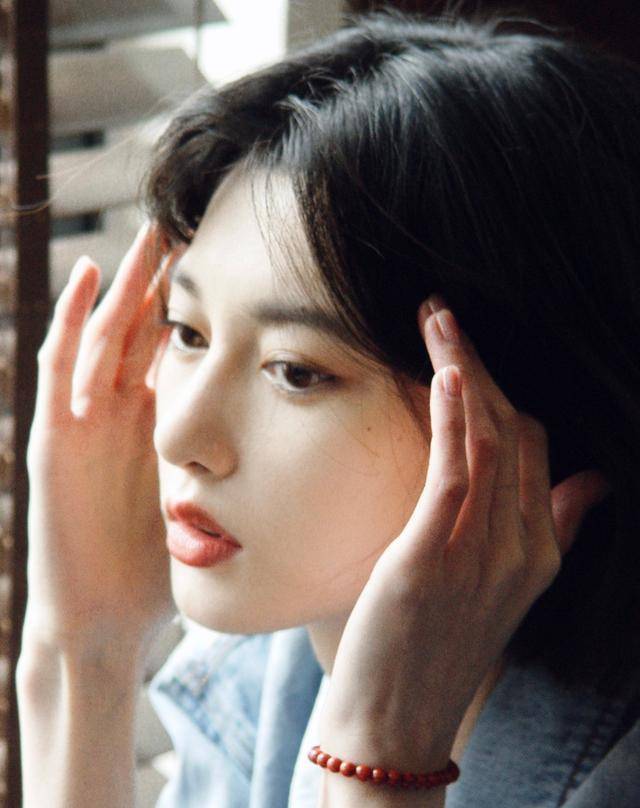 原创身高180配上这脸蛋周子琳除了太瘦真的没毛病了