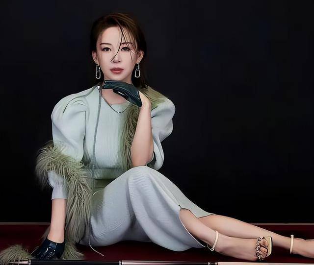 原创40岁潘晓婷喜迎恋情曾是丁俊晖的绯闻女友如今看上年轻小鲜肉