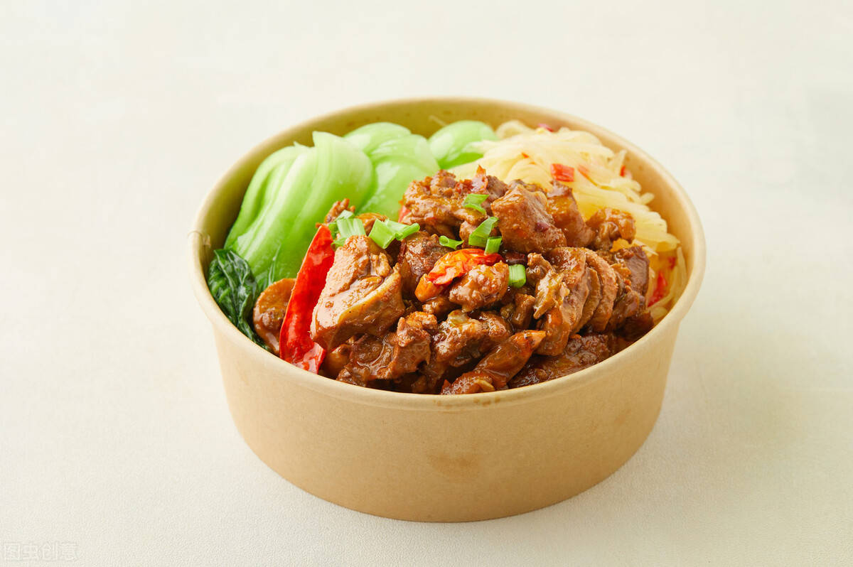 10分钟就可以做好的快手饭 厨房小白做起来也是得心应手_排骨_土豆