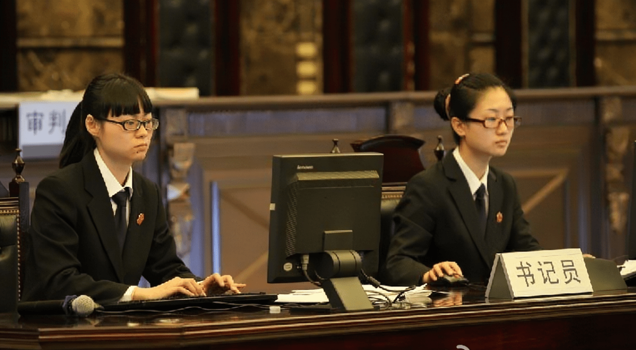 西政女硕士应聘老板仅开出4000元月薪法学毕业生路在何方