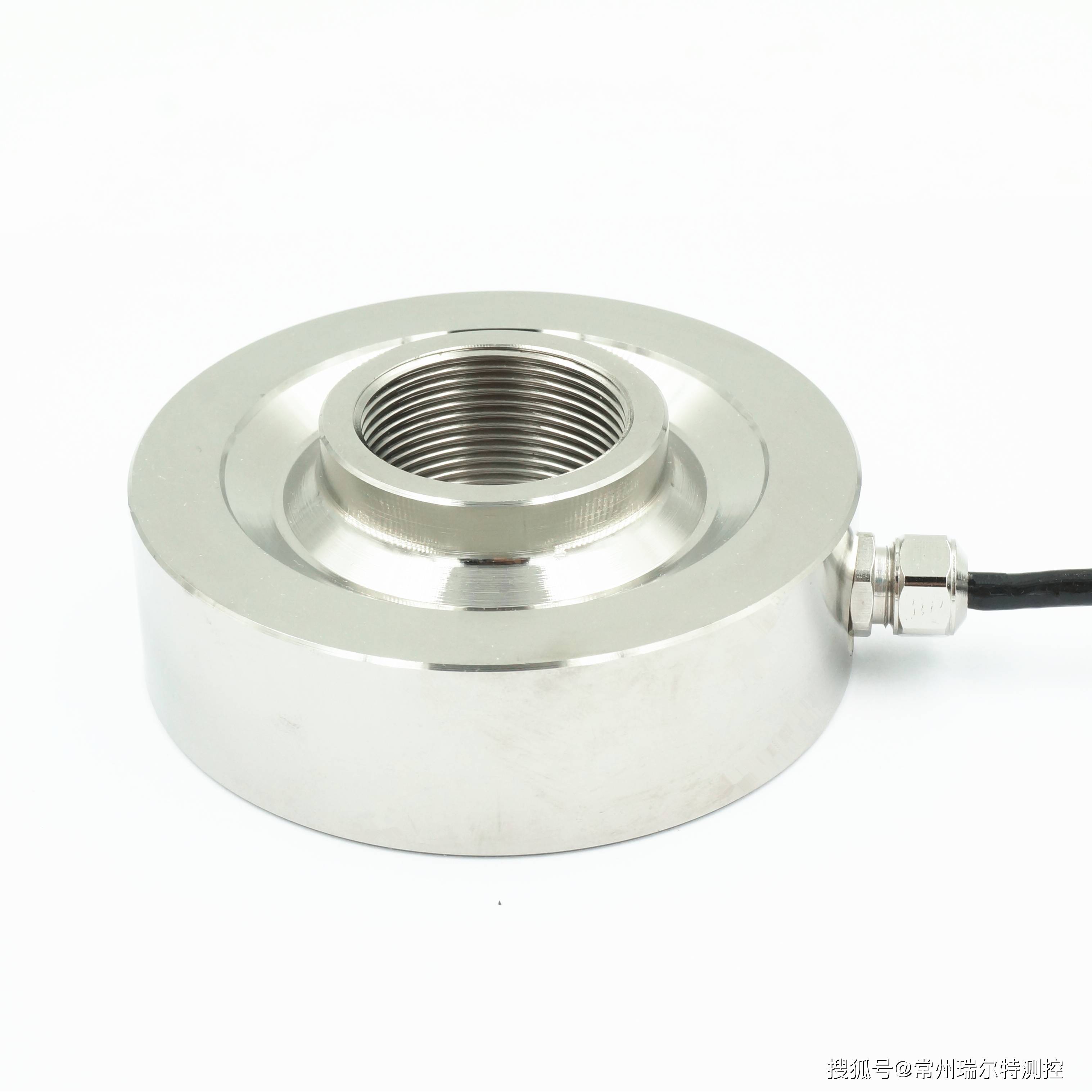 哪些因素会导致压力传感器的精度误差