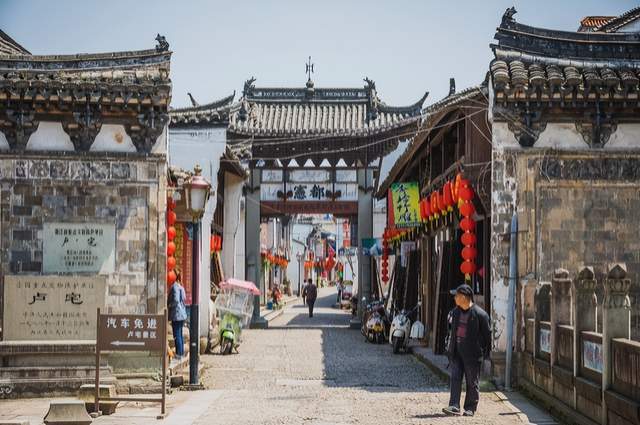 浙江有个土豪村走红，距今已有600年历史，被誉“民间小故宫”