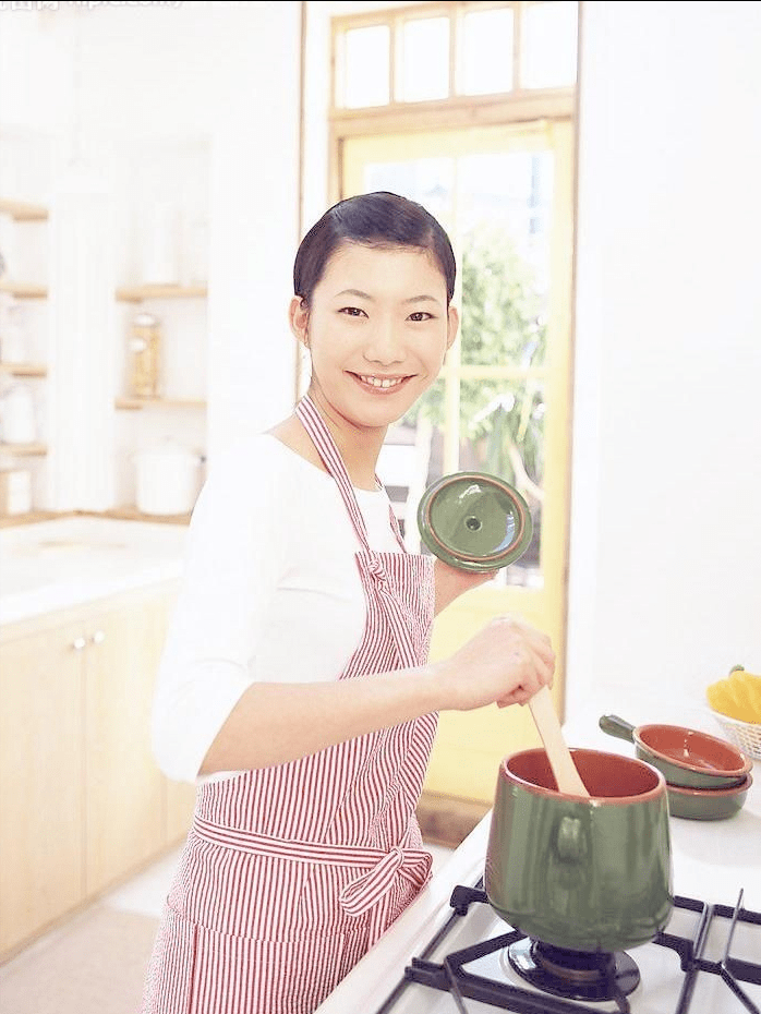 原创我93年青岛女孩在美国给富家女当保姆年薪30万如今想回国