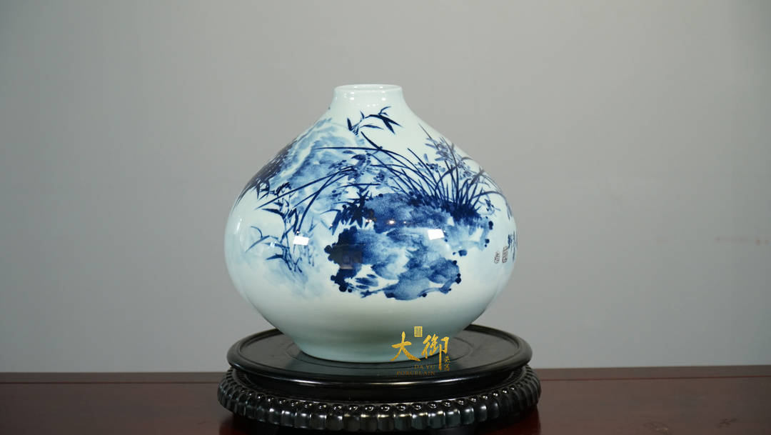 大御瓷器陆涛——陆氏青花瓷第三代传人,融传统国画精华彰显青花独特