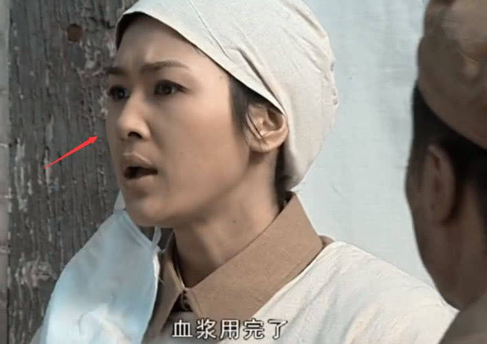 原创新老亮剑李云龙的妻子田雨对比一个白衣天使一个肤白貌美