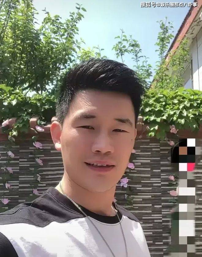 著名演员嘎子北京5套房住一套租住区4套一年光租金都几百万