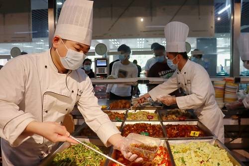 扬州大学广陵学院食堂图片