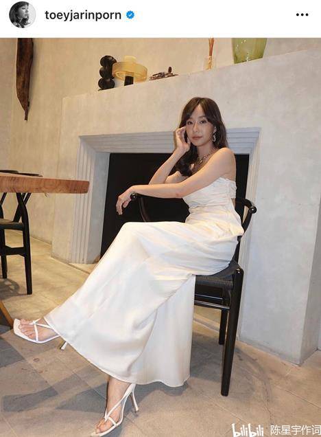 泰国当红女歌手排行榜_泰国高人气女星TOP10排名榜单揭晓!李海娜名列榜首!