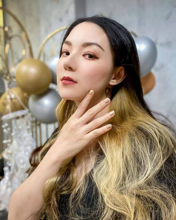 原创欧阳靖我小孩对你来说没教养但他绝不会成为赚取流量的工具