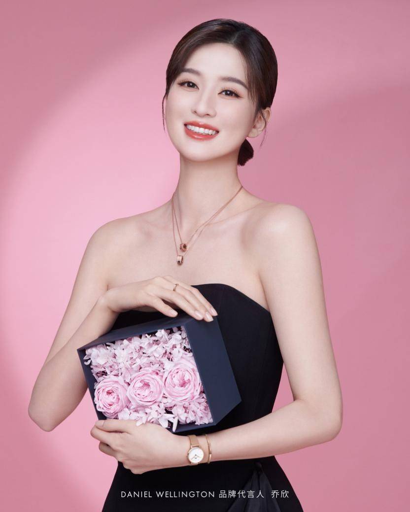 daniel wellington长沙首家旗舰店——长沙国金ifs店盛大启幕_乔欣
