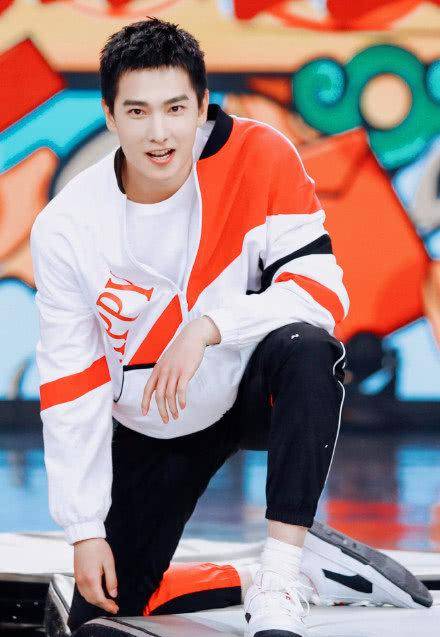 原创同样是栗子头陈伟霆大佬气质杨洋阳光少年权志龙最有高级感