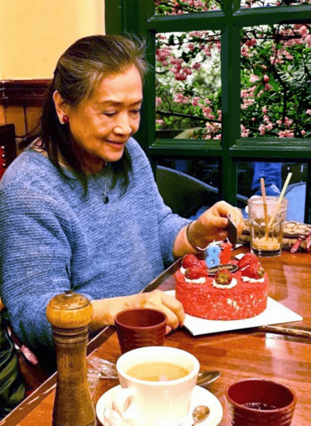 朱逢博:一生唱1000多首歌,30岁嫁给老师,痴情守候丈夫骨灰14年_施鸿鄂