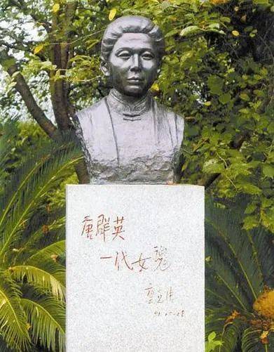 唐群英掌掴宋教仁怒骂袁世凯双枪女将一生让人唏嘘