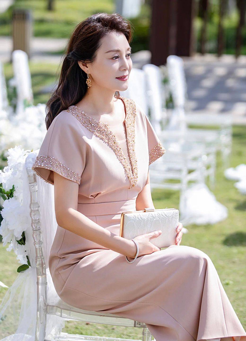 原创到了40岁你看上去是阿姨还是姐姐从这3点能分辨出来