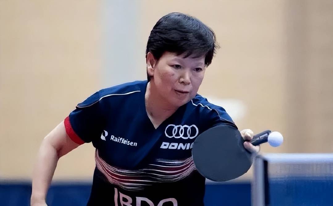 心疼刘诗雯!59岁倪夏莲率队豪取7连冠,27岁朱雨玲无奈转型!