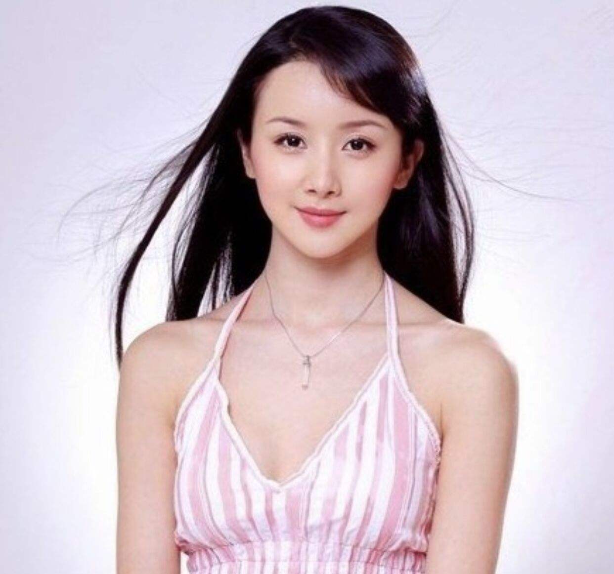 原创颜值忽高忽低脸部时好时坏这些灵动的女明星都被医美坑惨了