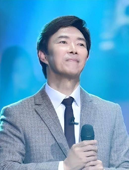 "她透露侄子张少清前两天才和小哥开心吃饭,怎么可能会得癌症.