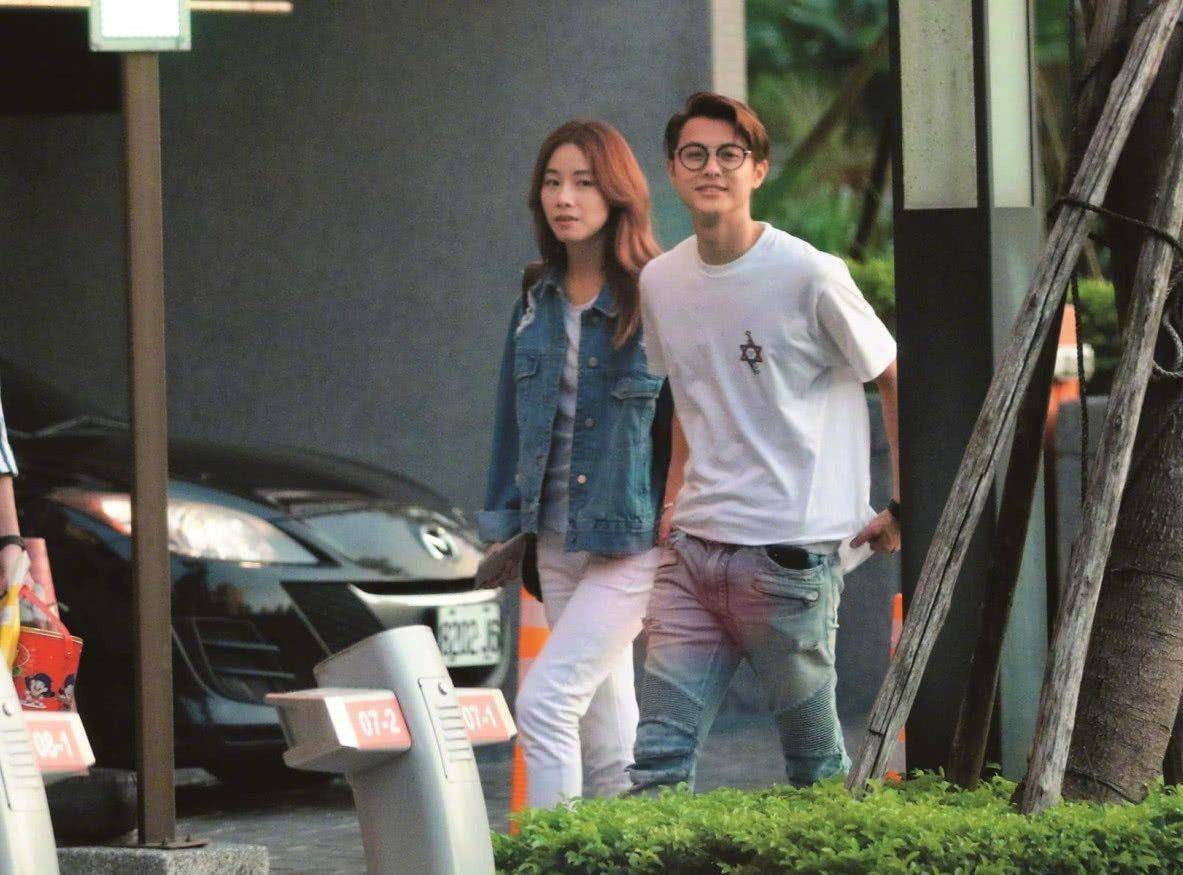 原创邓丽欣与男友分手原因曝光王子首次回应二人感情成谜