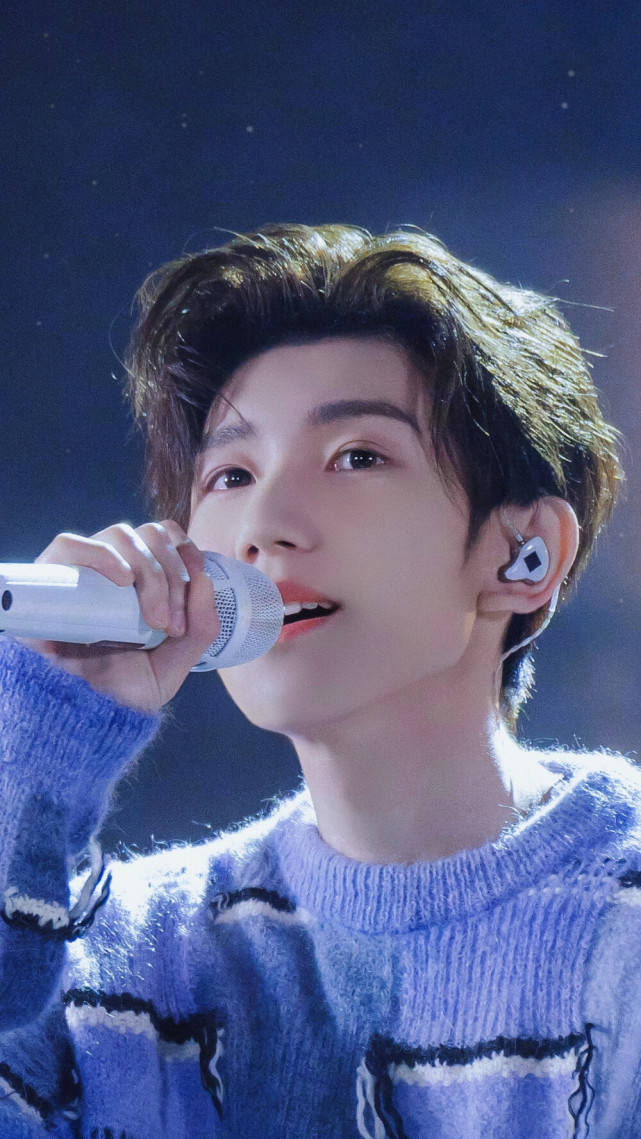 小汤圆王源喊你一起去解锁露营新技能呢