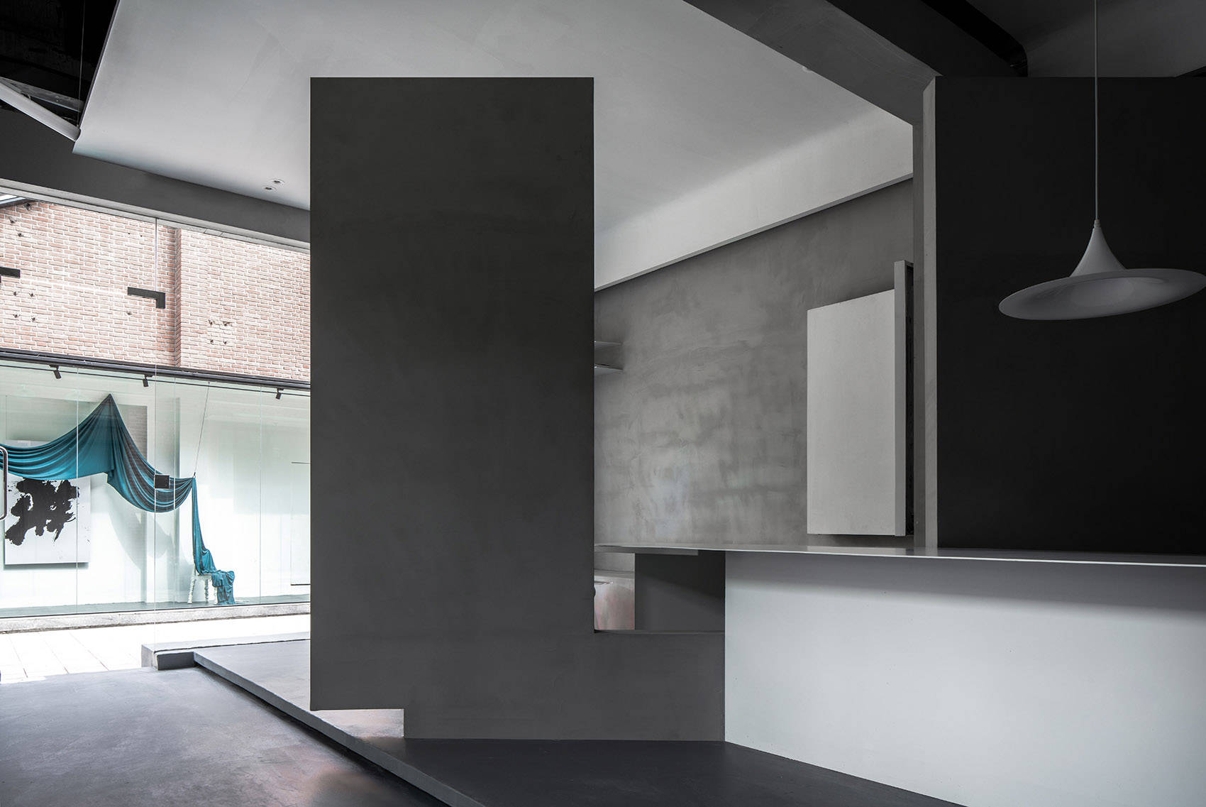 江苏淮安·“芷麦”甜品咖啡店 / SIM