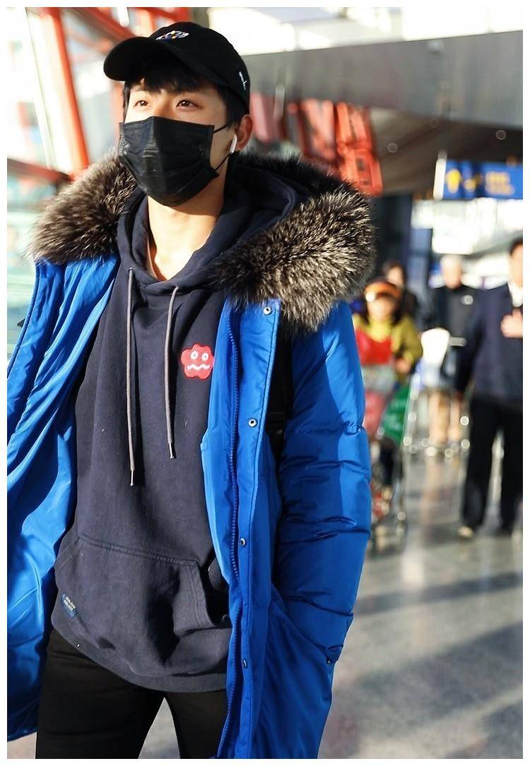 周周_周星驰_卫衣