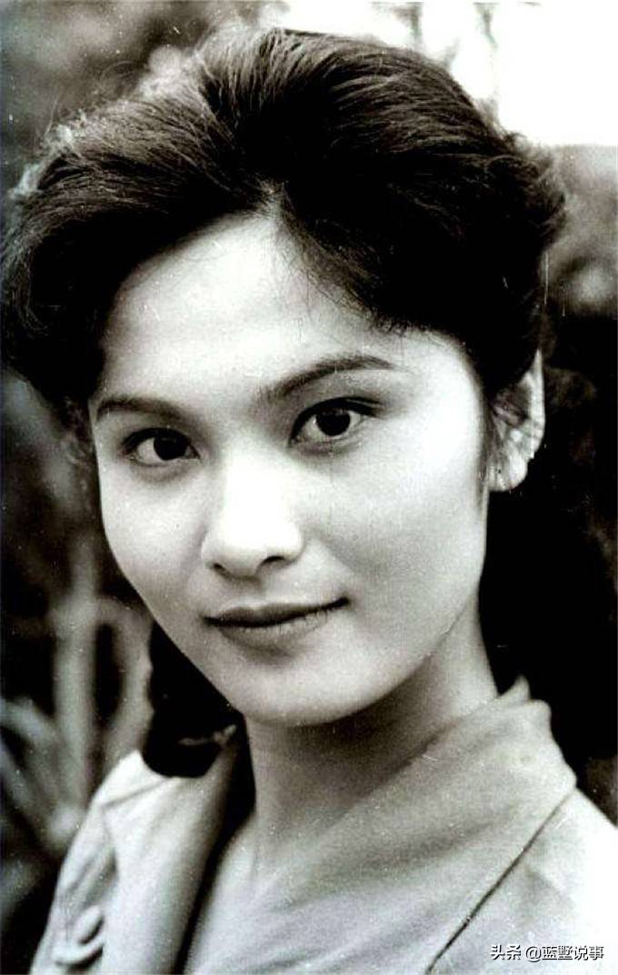 原创八十年代美女明星韩月乔从小就美一直美到老
