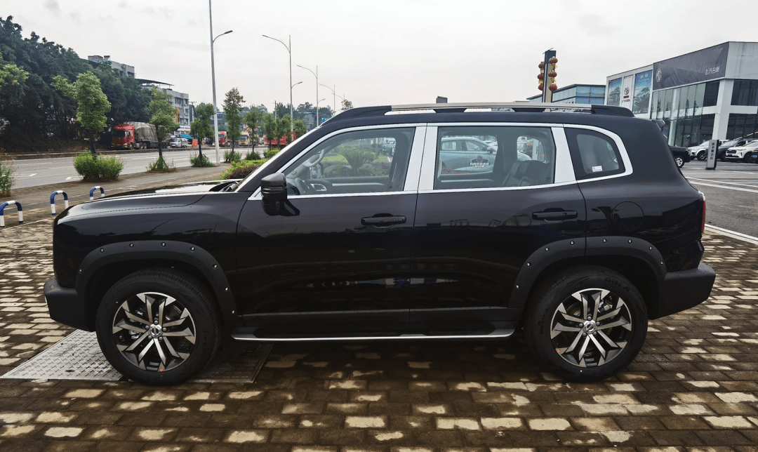 新增黑色越野套件哈弗大狗追猎版实车到店或于5月底正式上市