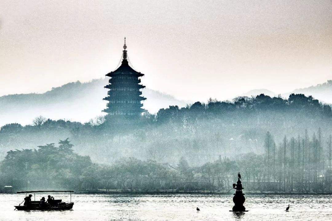 没有人希望杭州和丽江不下雨 一到雨天 景色就令人沉醉 出发 地方 雨景