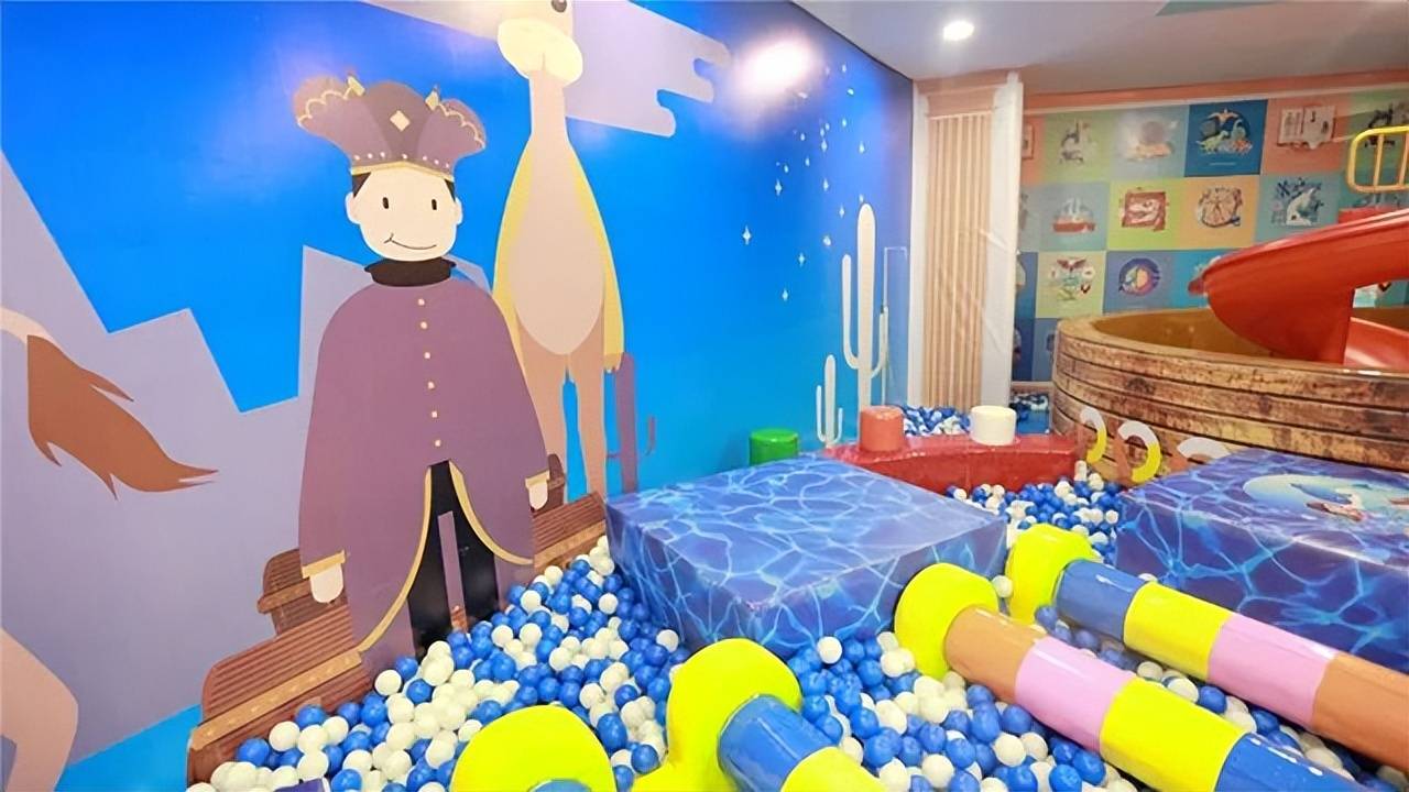 现在城市里儿童娱乐场所越来越少,小朋友生活,活动范围极其有限,生活