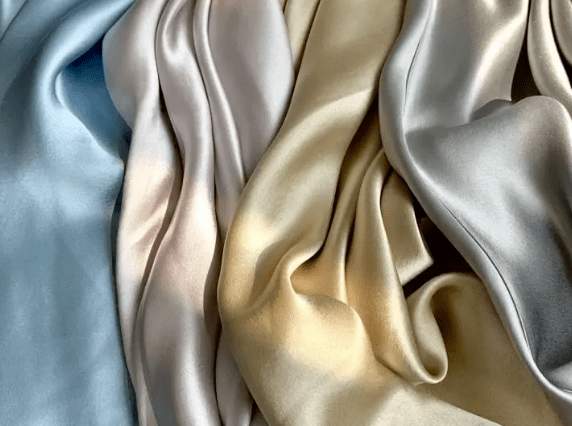 对醋酸纤维面料知之甚少的人对此应该会疑惑:醋酸面料到底是什么?