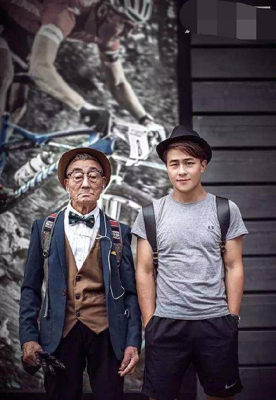 爷爷颜值爆表宛若小伙，硬生把儿子熬成兄弟，让娃分不清爸爸爷爷