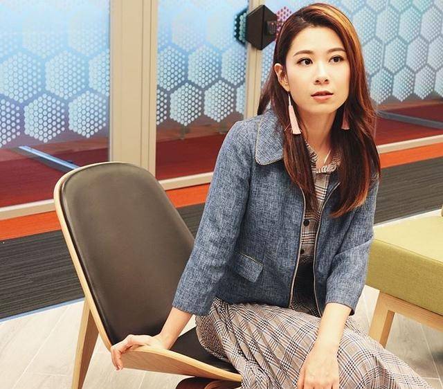 名门望族叶晴晴宣布怀孕喜讯,大赞富二代老公是"绝世好爸爸"_音乐_rob