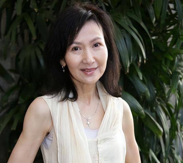 陈美琪:幼年遭父母抛弃,28岁流产后终身不孕,如今苦尽甘来_马清伟