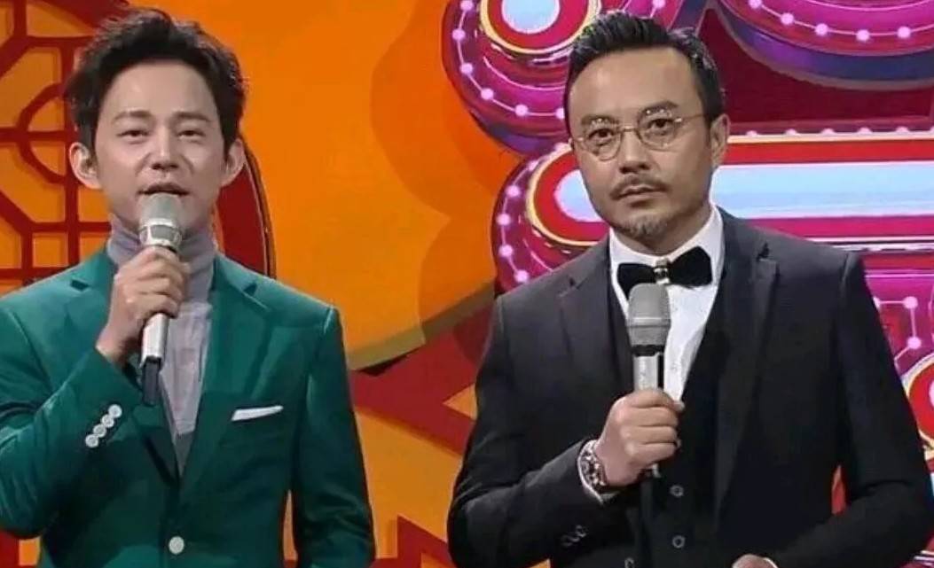 退役后成央视主持人,今53岁一家人幸福美满_赵屹鸥_节目_频道
