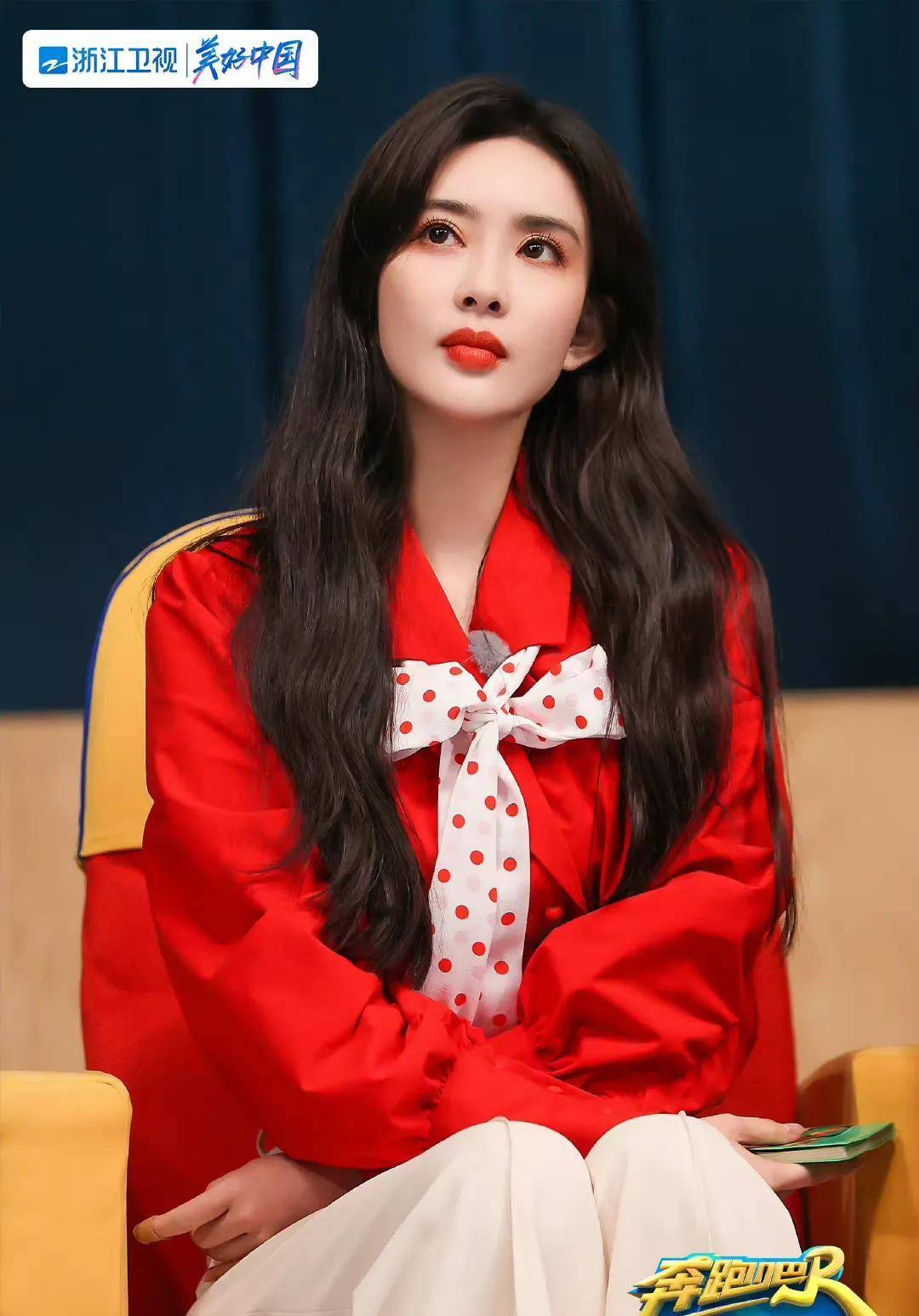 奔跑吧第十季第一期开播:波与小芳的笔友奔现之旅_郑恺_父母_蔡徐坤