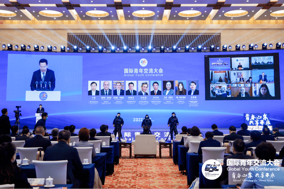 国际青年交流大会成功举办黄河湾国际青年经济论坛呼唤青春力量