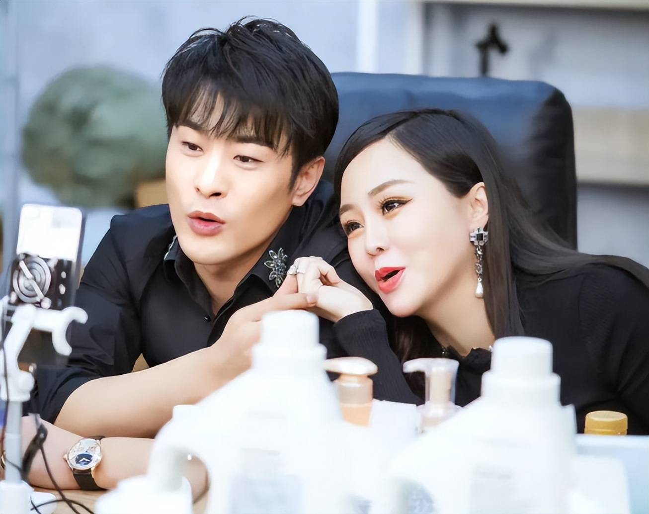 原创初瑞雪评价老公辛巴他是我唯一想结婚的人脑袋里的东西很牛