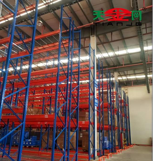 横梁重型货架通道距离多少合适呢