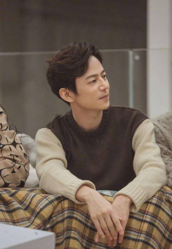 刘信达再度开腔怒怼何炅吃空饷网友你捐了多少