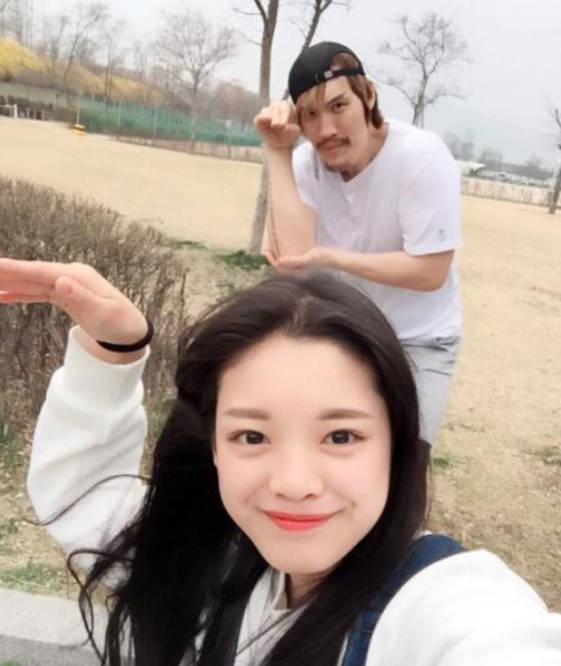 2米1韩国拳王,挑衅泰森怒喷中国拳手,却被矮60cm女友抛弃_崔洪_比赛