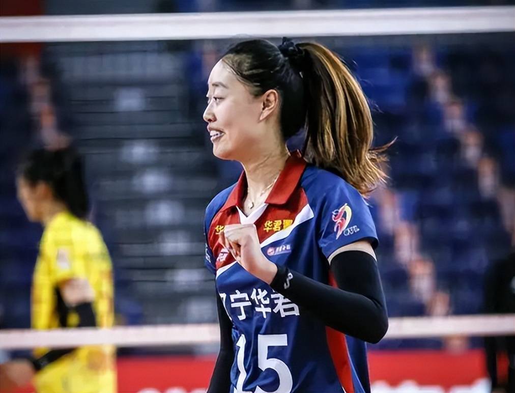 原创中国女排薛翼枝晒近照放弃蔡斌训练营坚持留洋如今仍滞留美国