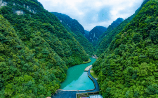 中国旅游日免门票游金佛山景区、神龙峡景区！