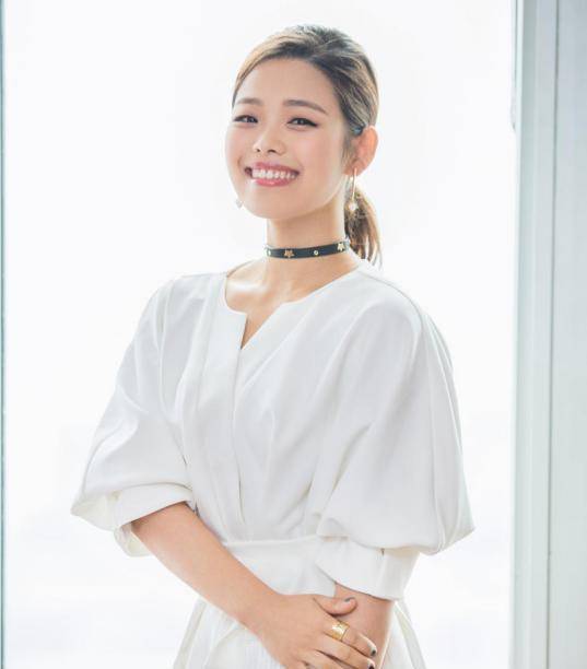 原创可爱傻白甜像沈月这样的女星在娱乐圈走得会远吗