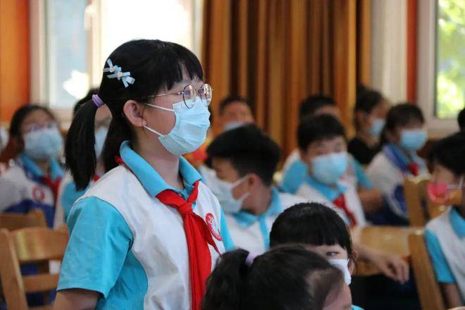 沧州市运河区法院"送法进校园"活动走进南环小学_法治_付饶_法律