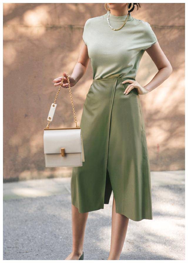 原创40岁女人别只追求高贵气质学三木马卡龙绿搭配优雅又减龄